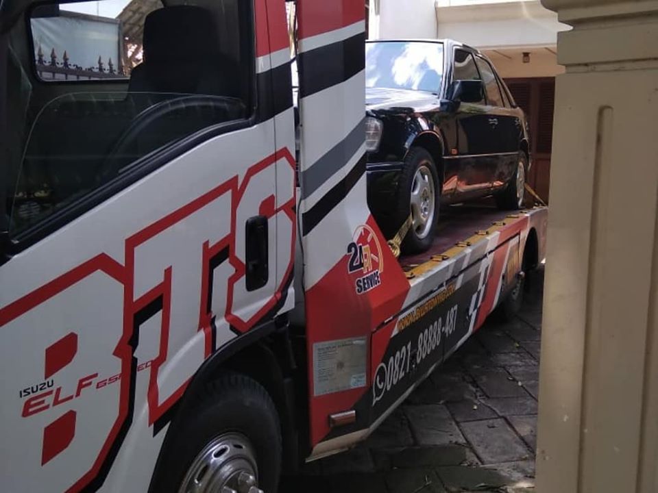 Jasa Truk  Derek  dari Yogyakarta ke Jember Tercepat Jasa 